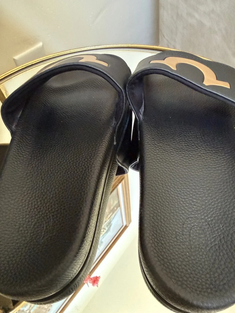 True Religion Black Slide Sandals Matte Gold Horseshoe Logo Size 43